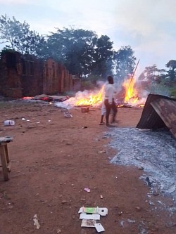 Ituri des villages incendiés par des rebelles ADF/M23-AFC